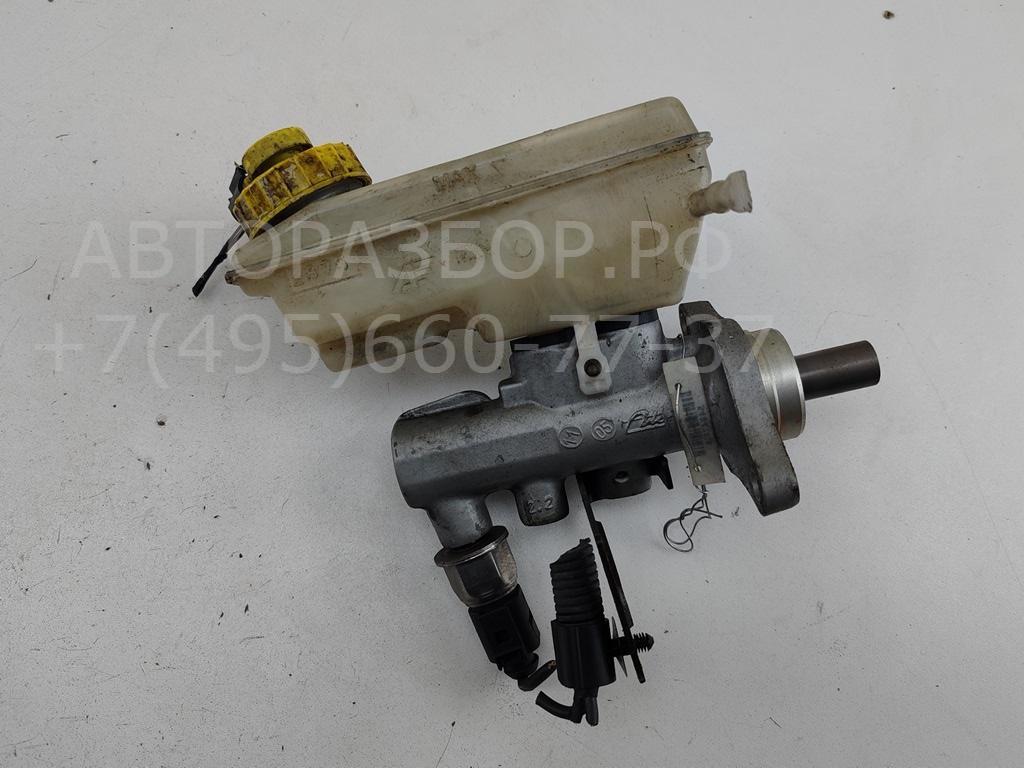 Цилиндр тормозной главный