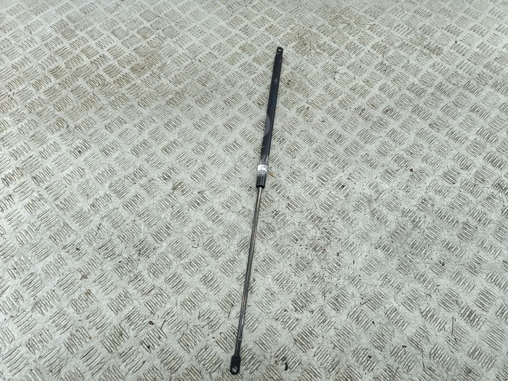 Амортизатор капота