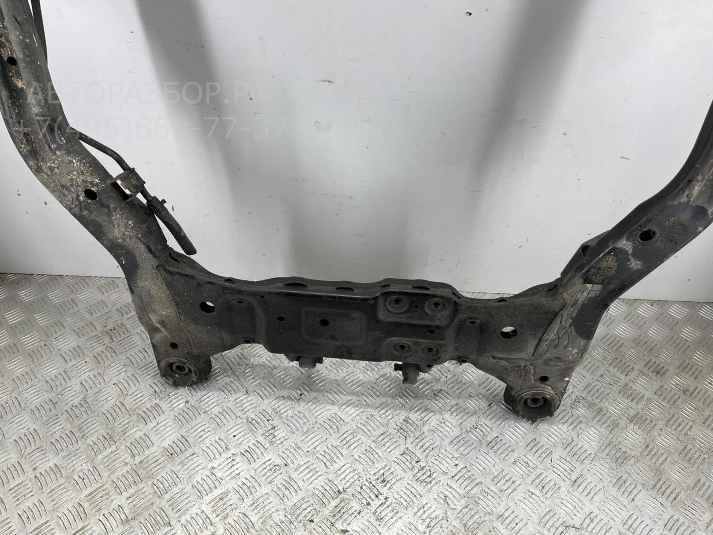 Балка подмоторная