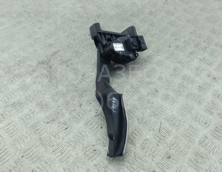 Педаль газа