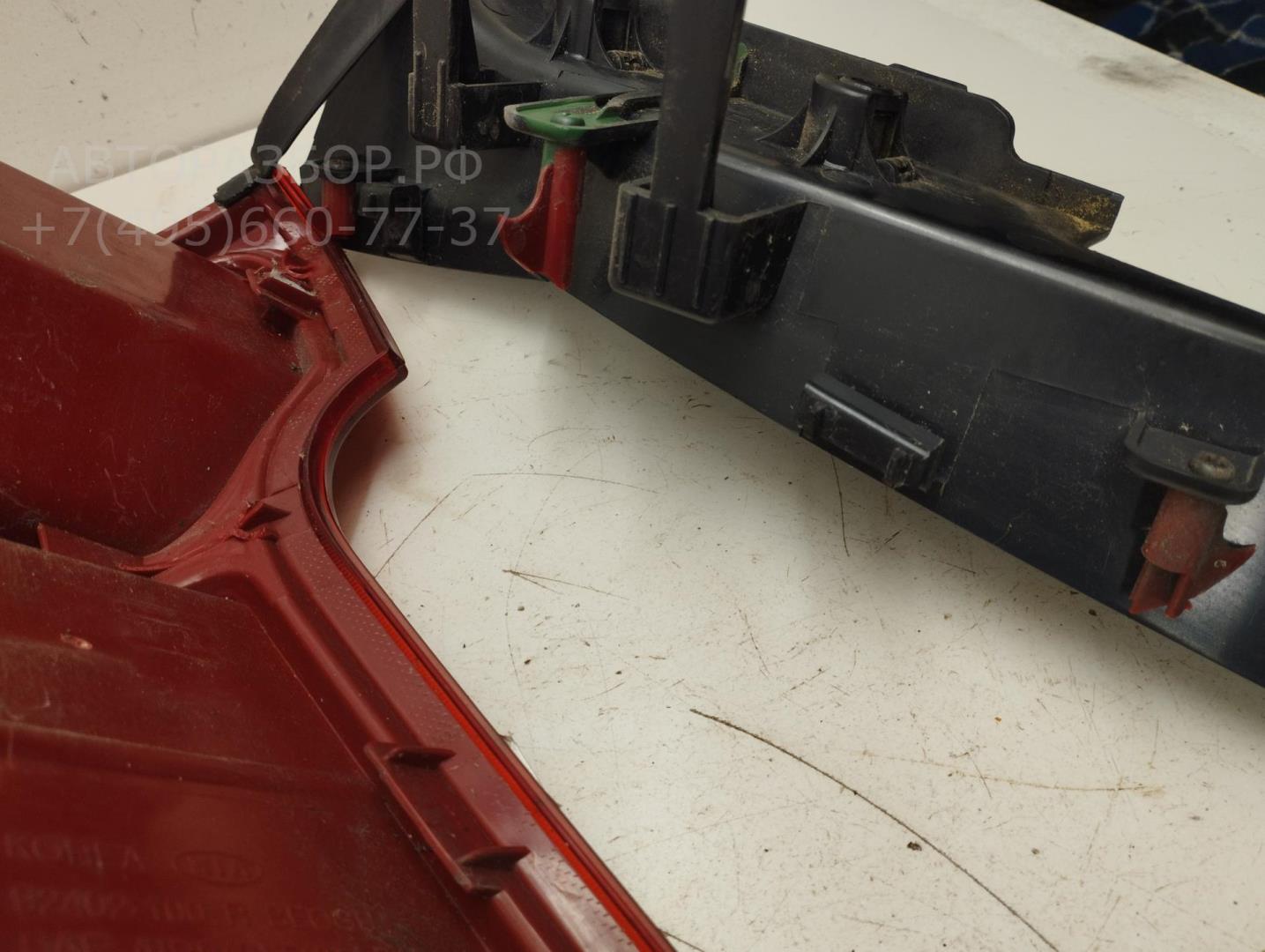 Фонарь задний правый