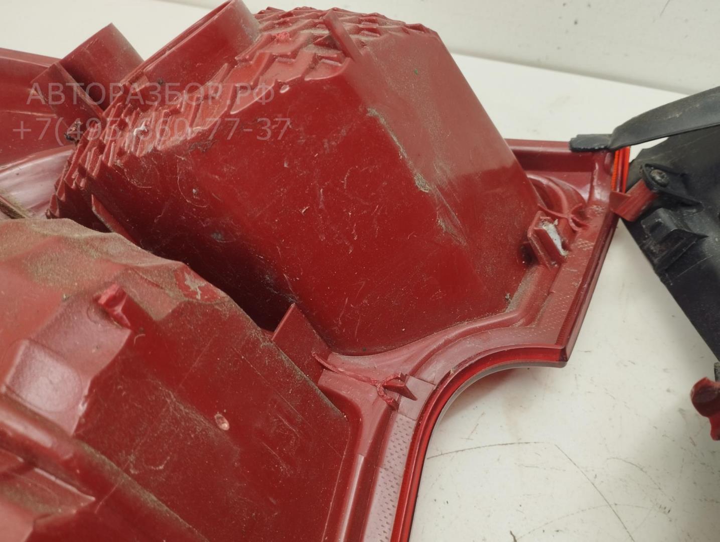 Фонарь задний правый