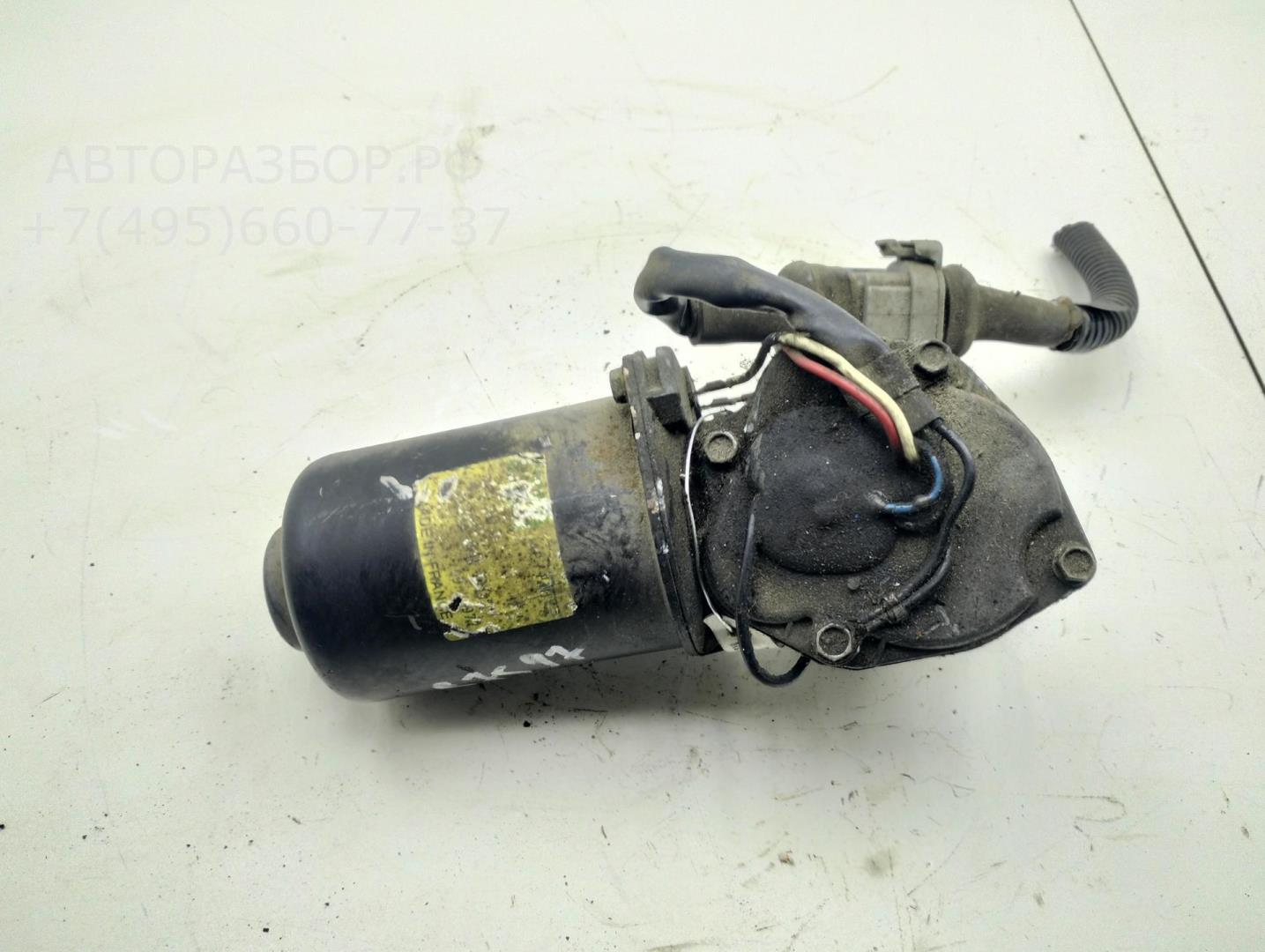 Моторчик стеклоочистителя передний