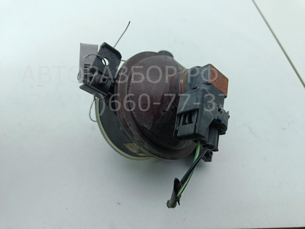 Фара противотуманная левая