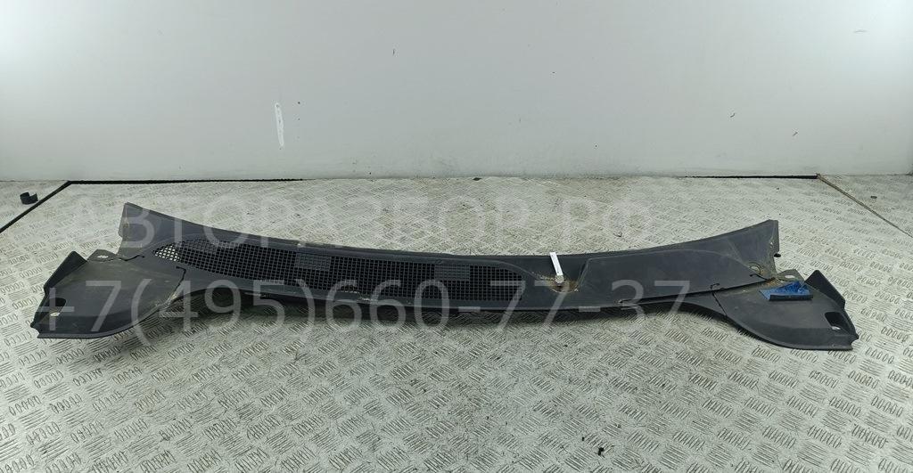 Решетка стеклоочистителей (Жабо)