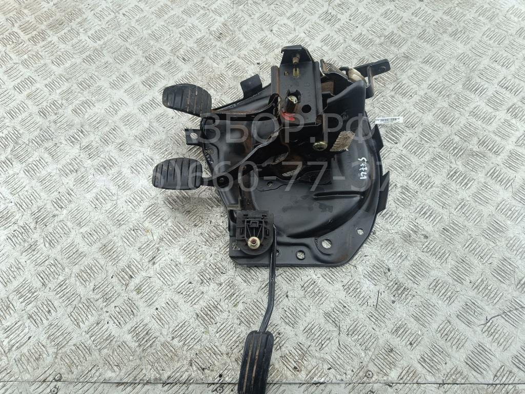 Блок педалей