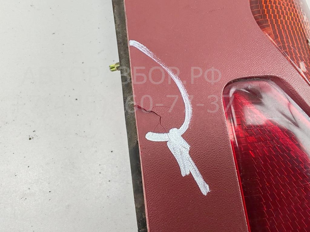 Фонарь задний левый