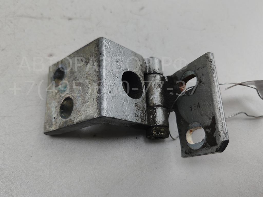 Петля двери