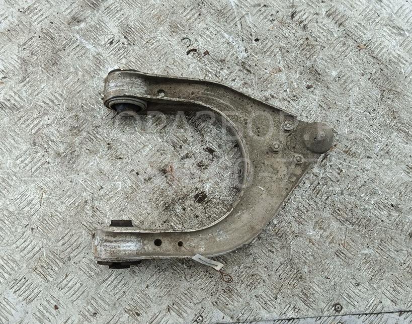 Рычаг передний левый