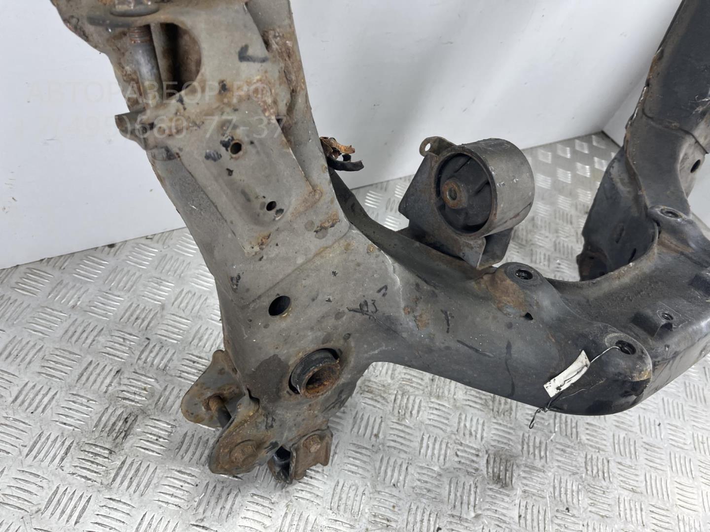 Балка подмоторная