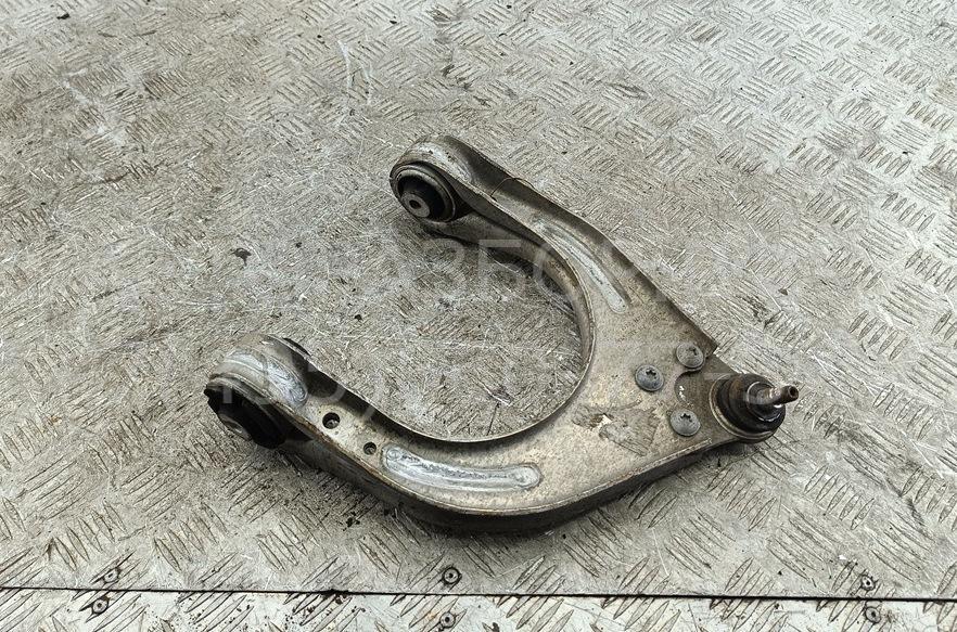 Рычаг передний правый