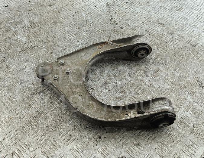 Рычаг передний правый