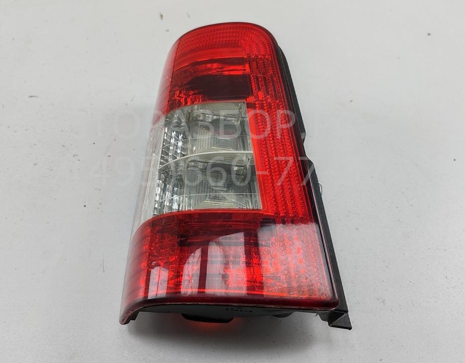 Фонарь задний левый