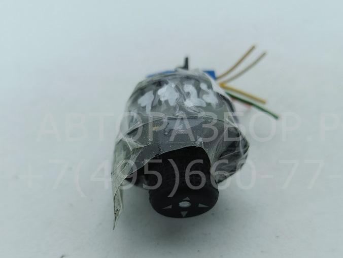 Кнопка регулировки зеркала