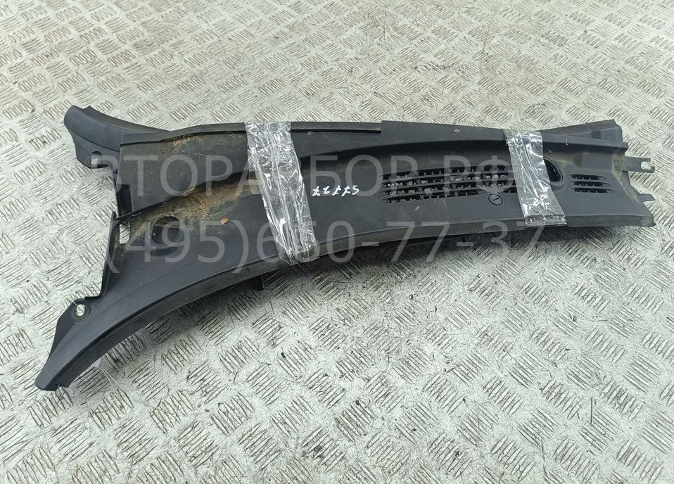 Решетка стеклоочистителей (Жабо)