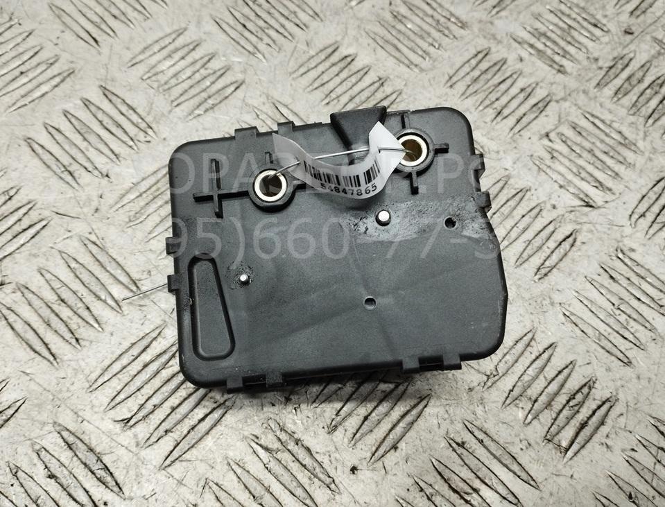 Замок багажника