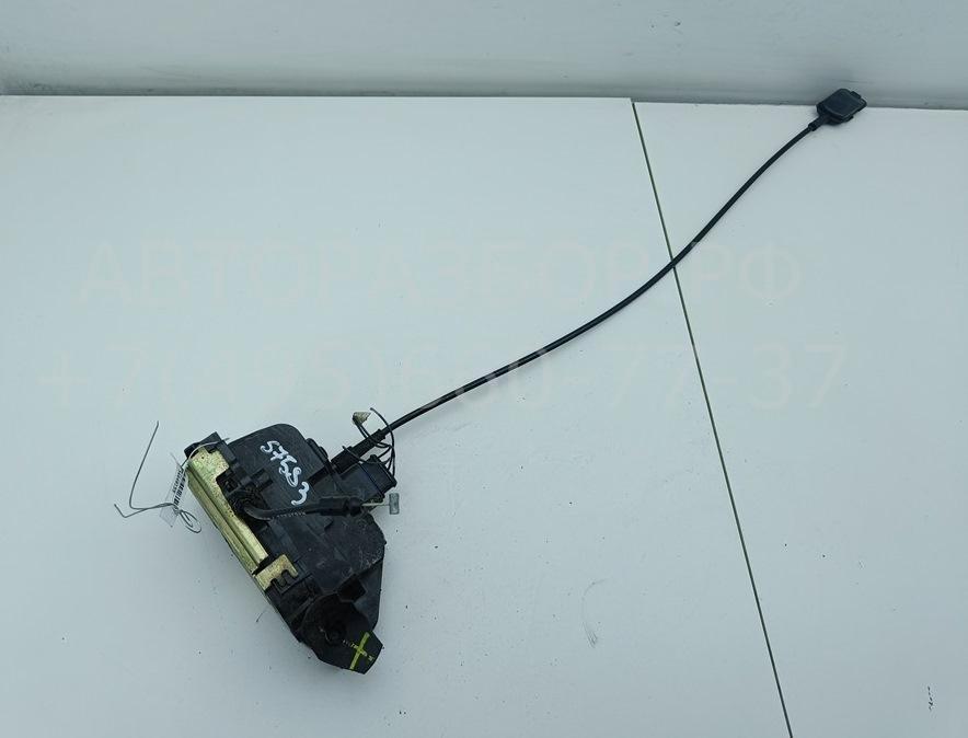 Замок двери передней левой