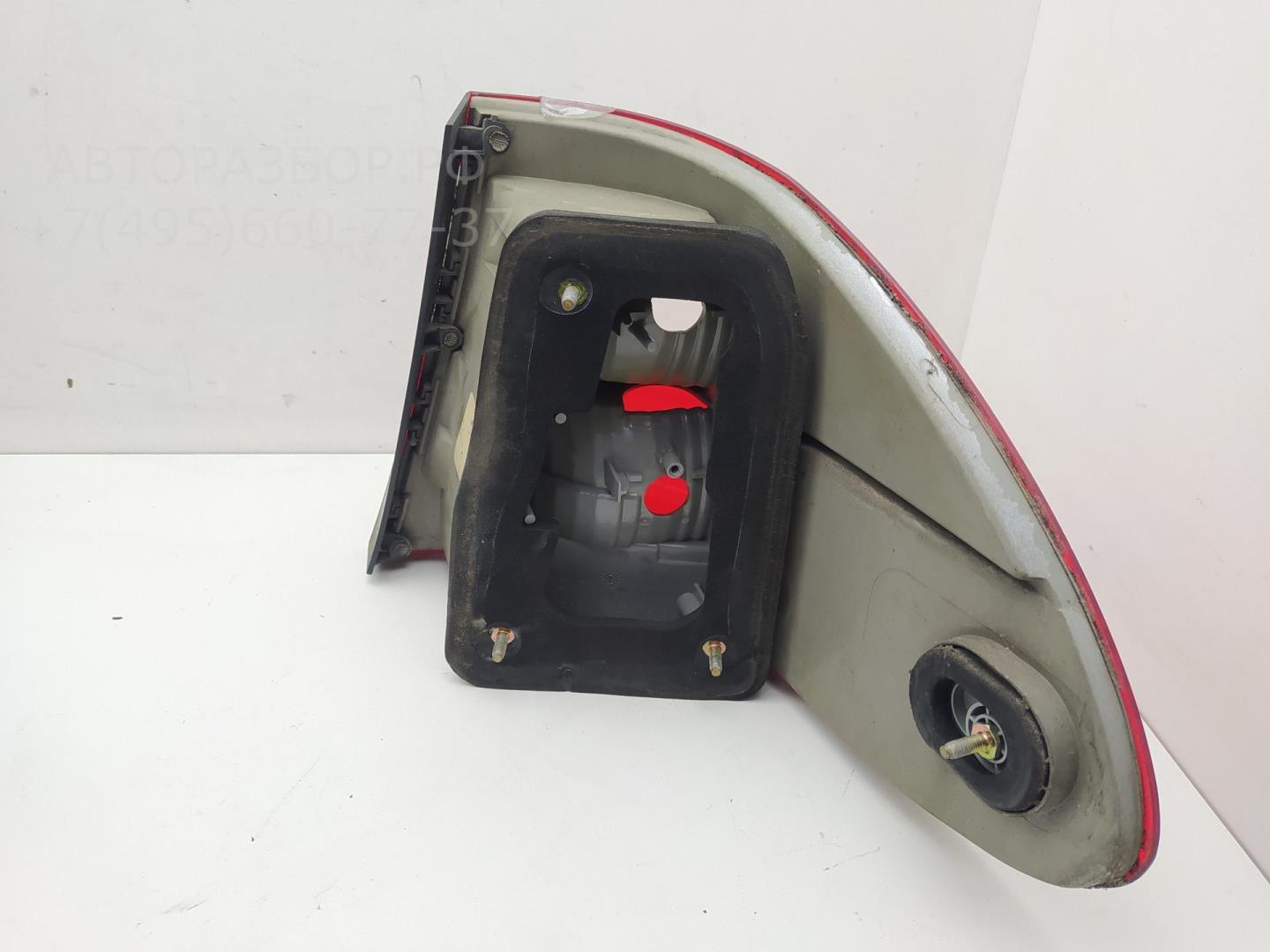 Фонарь задний левый