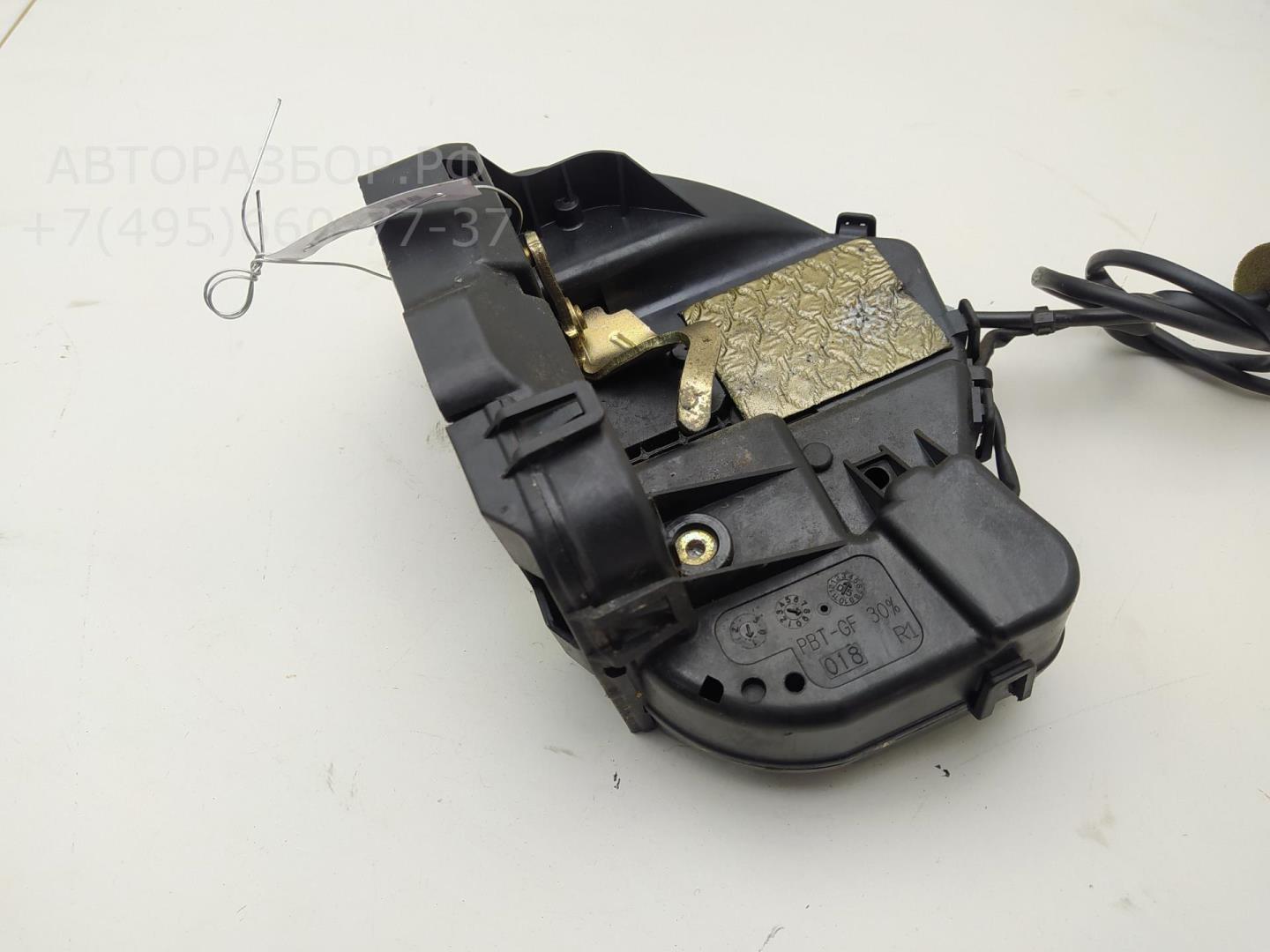 Замок двери задней правой