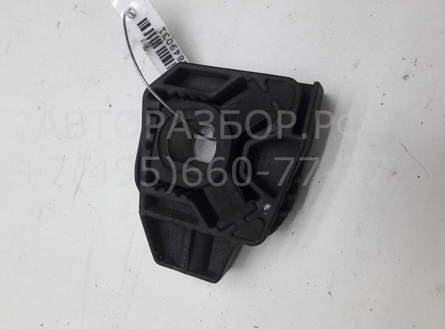 Кронштейн радиатора