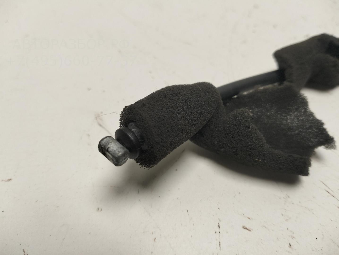 Трос открывания двери