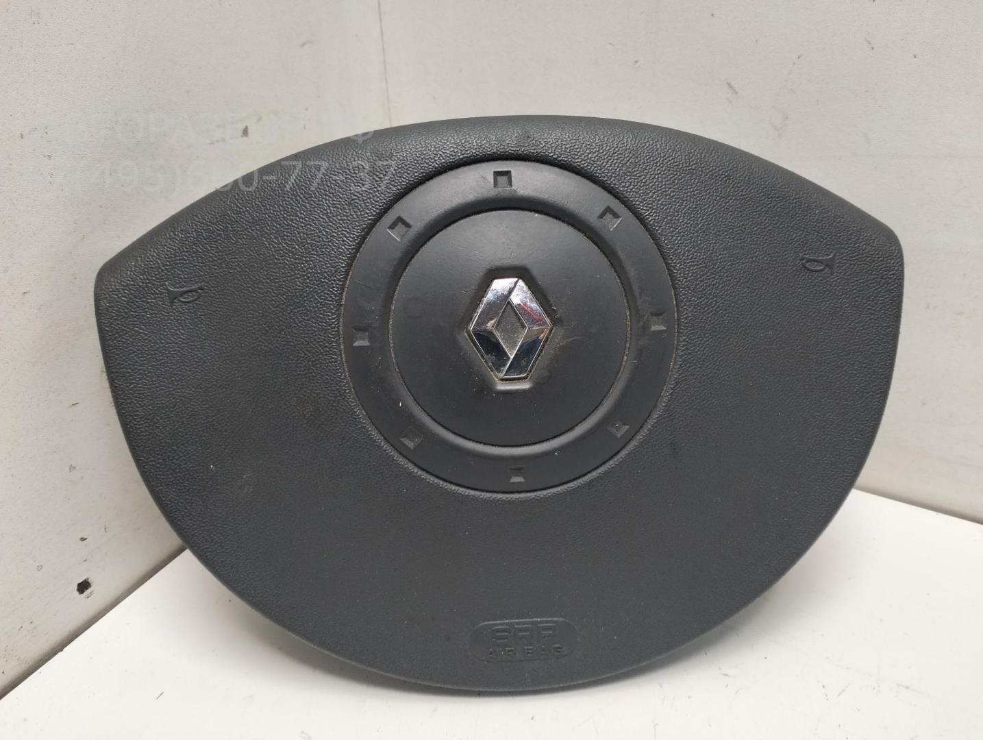 Подушка безопасности в рулевое колесо