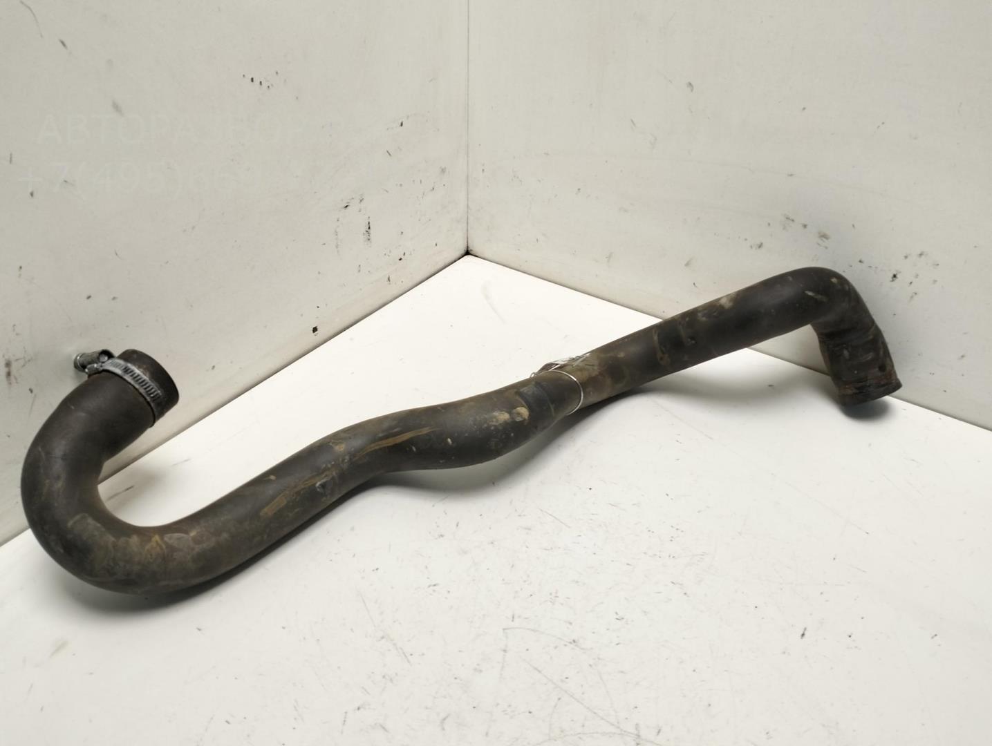 Патрубок радиатора