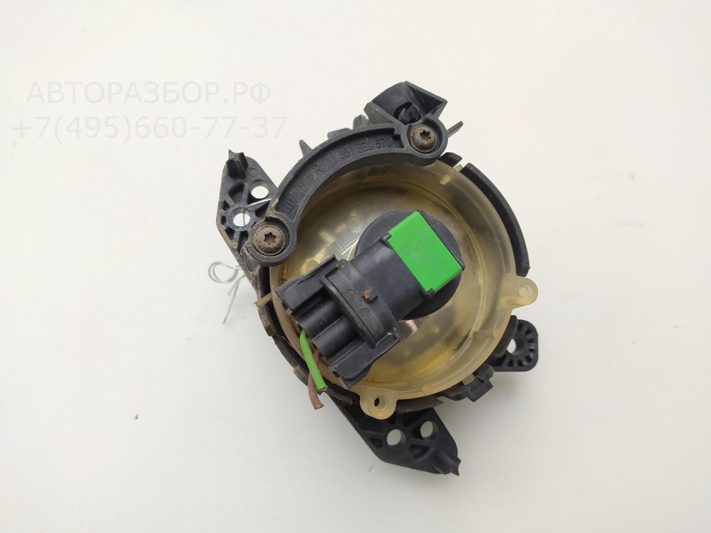 Фара противотуманная правая