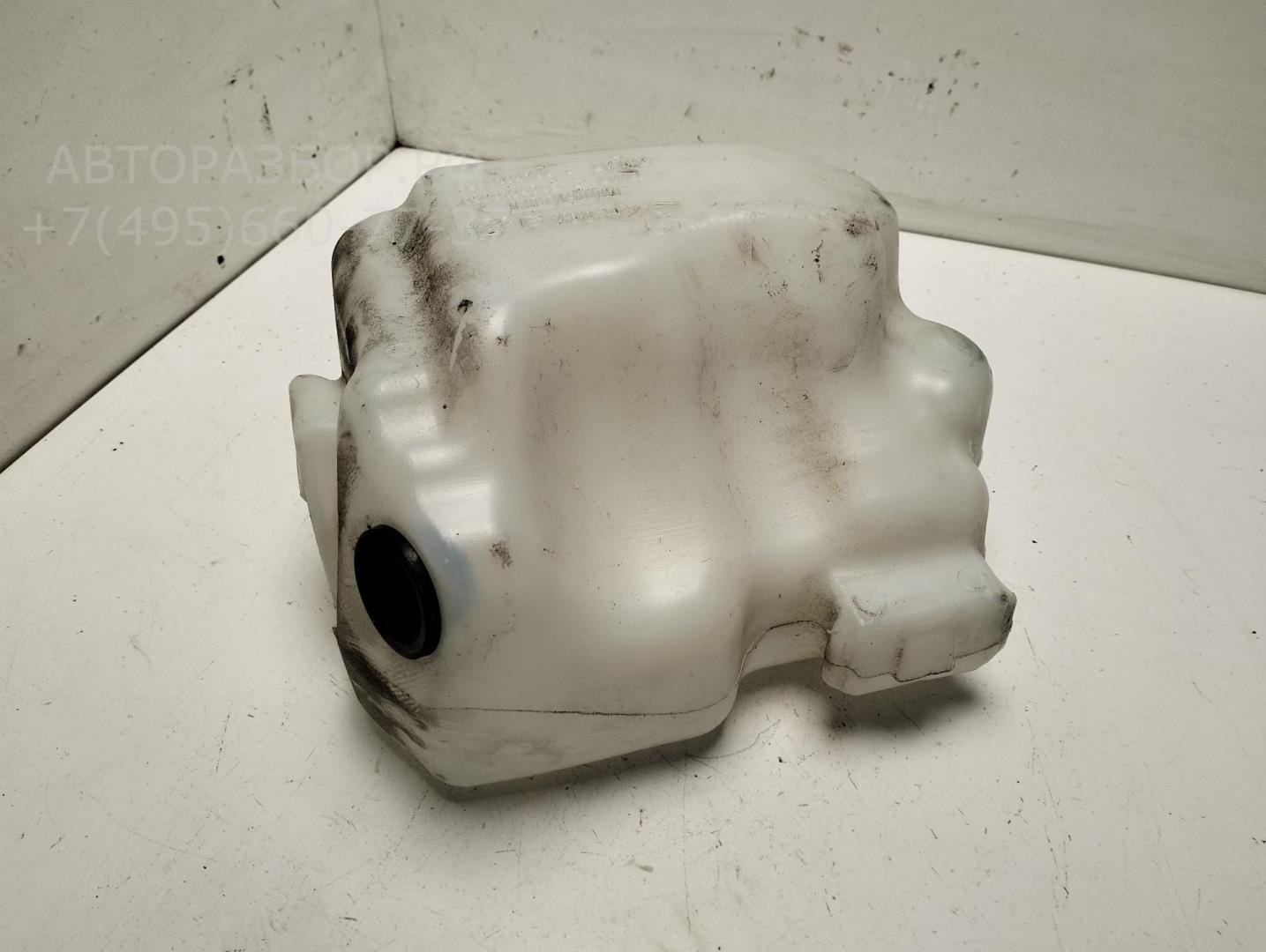 Бачок омывателя лобового стекла