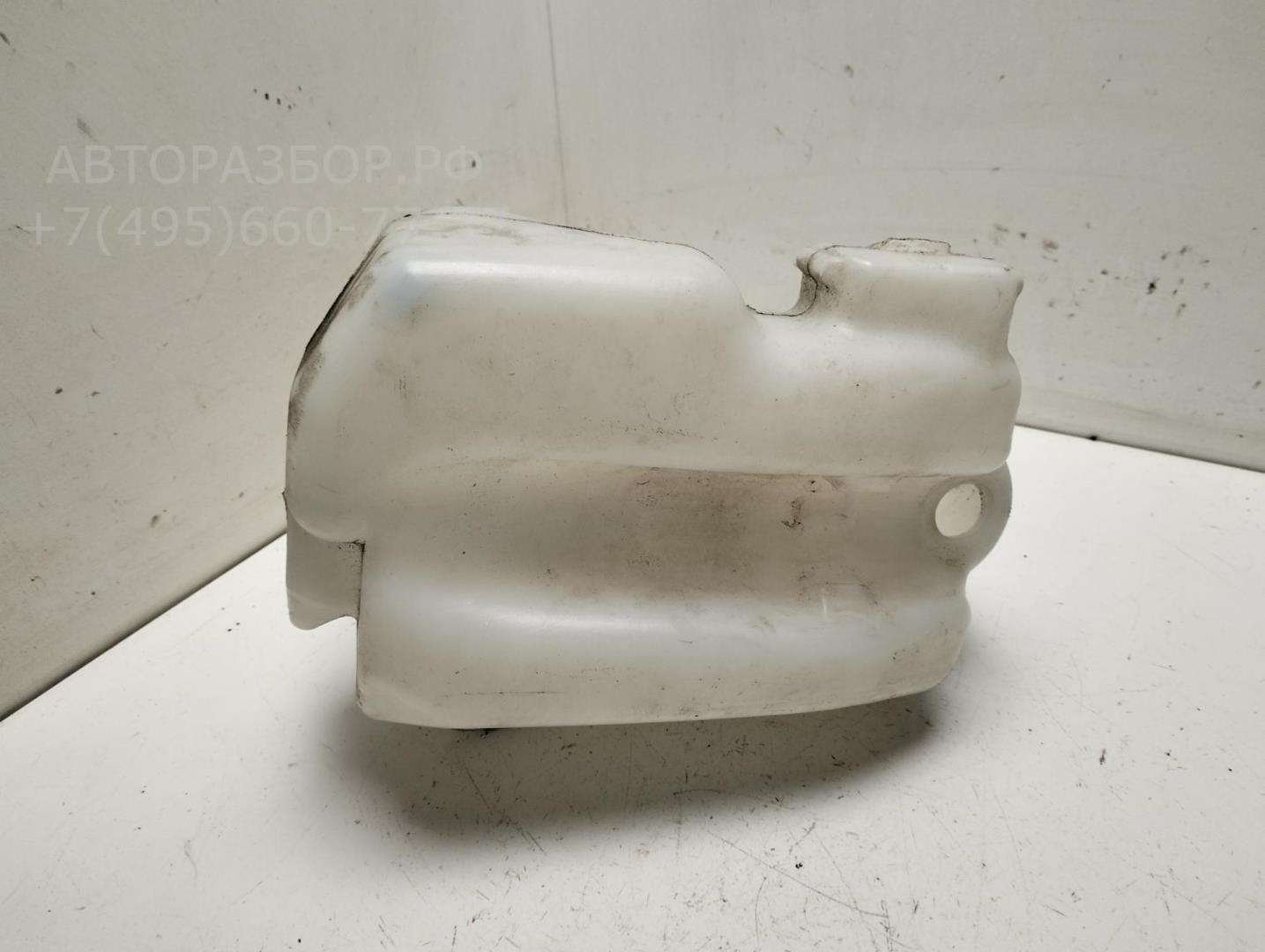 Бачок омывателя лобового стекла