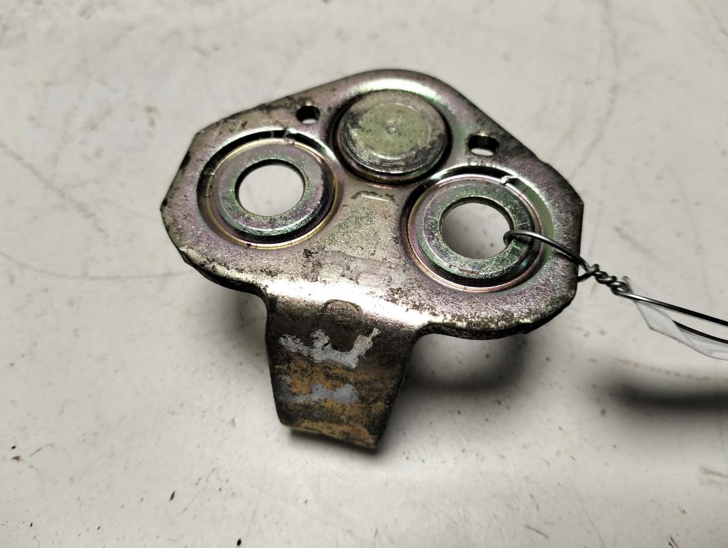 Ответная часть замка двери