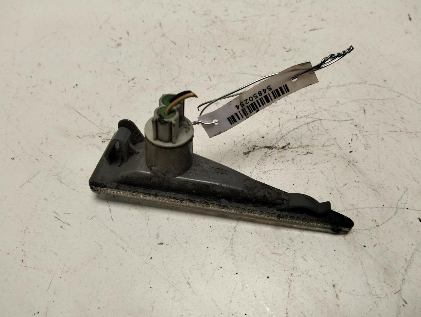 Указатель поворота правый