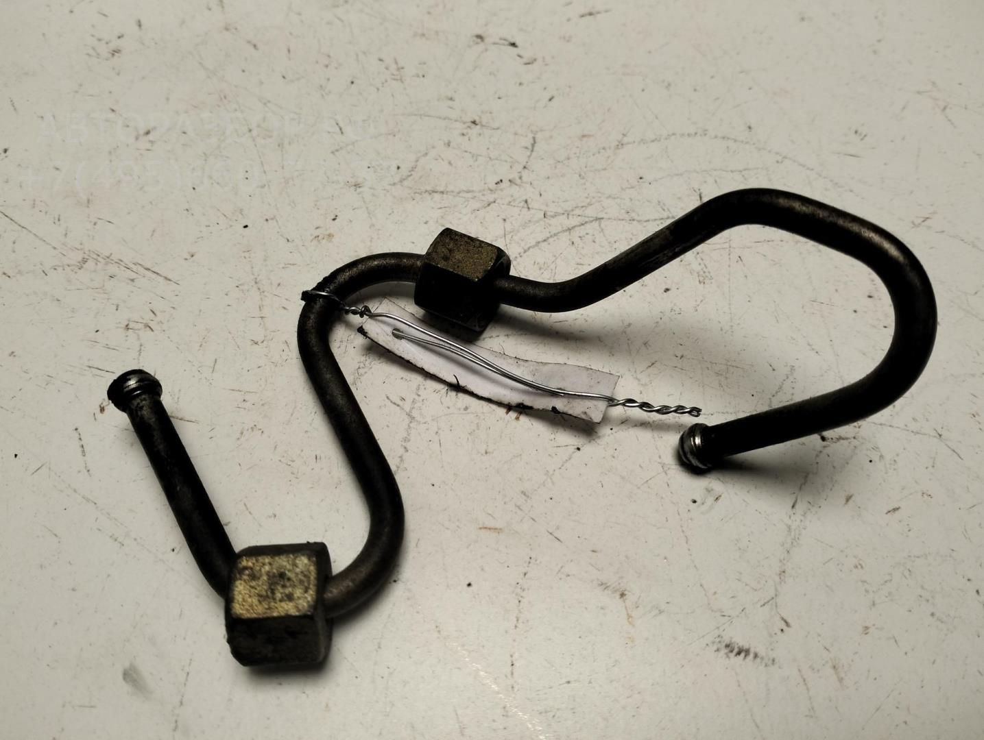 Трубка топливная