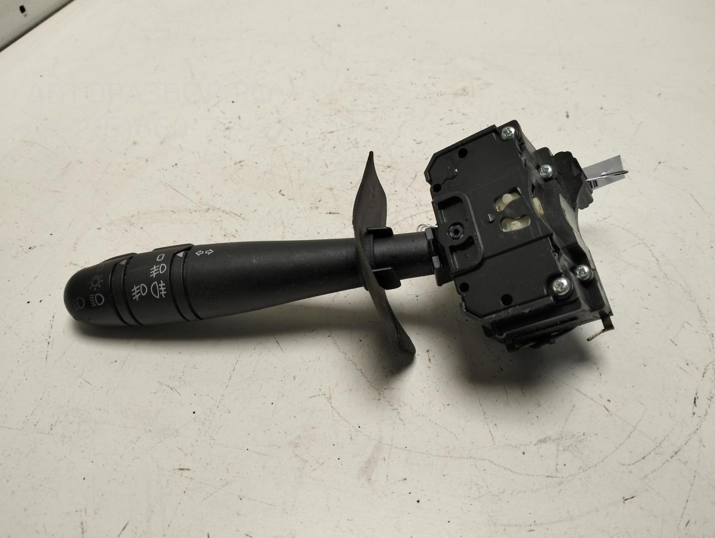 Переключатель поворотов подрулевой