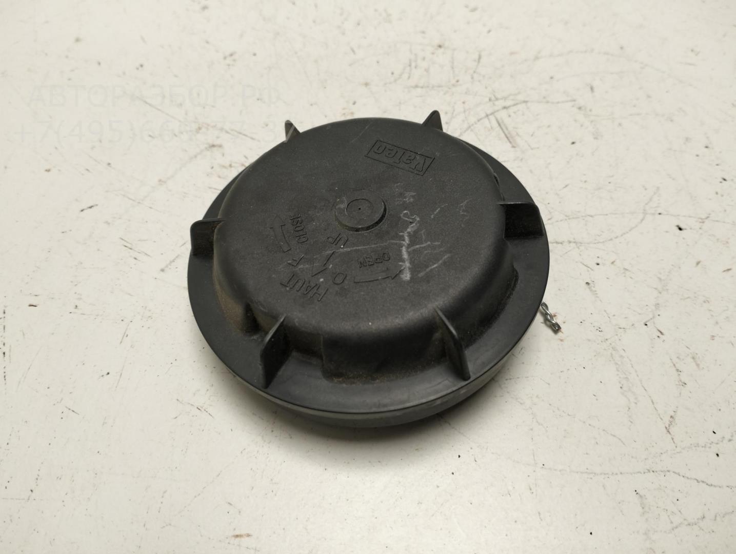 Крышка фары левой