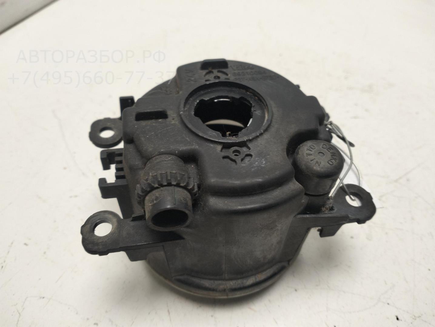 Фара противотуманная правая