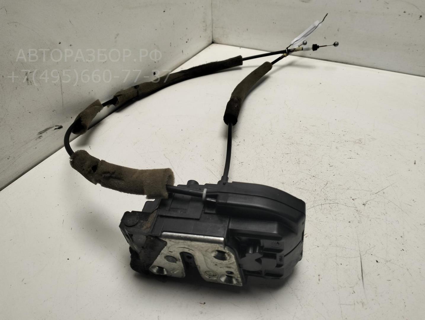 Замок двери задней правой