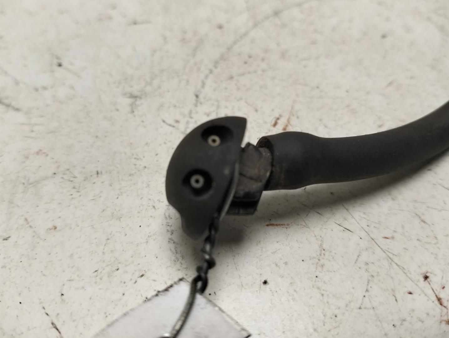 Форсунка омывателя лобового стекла