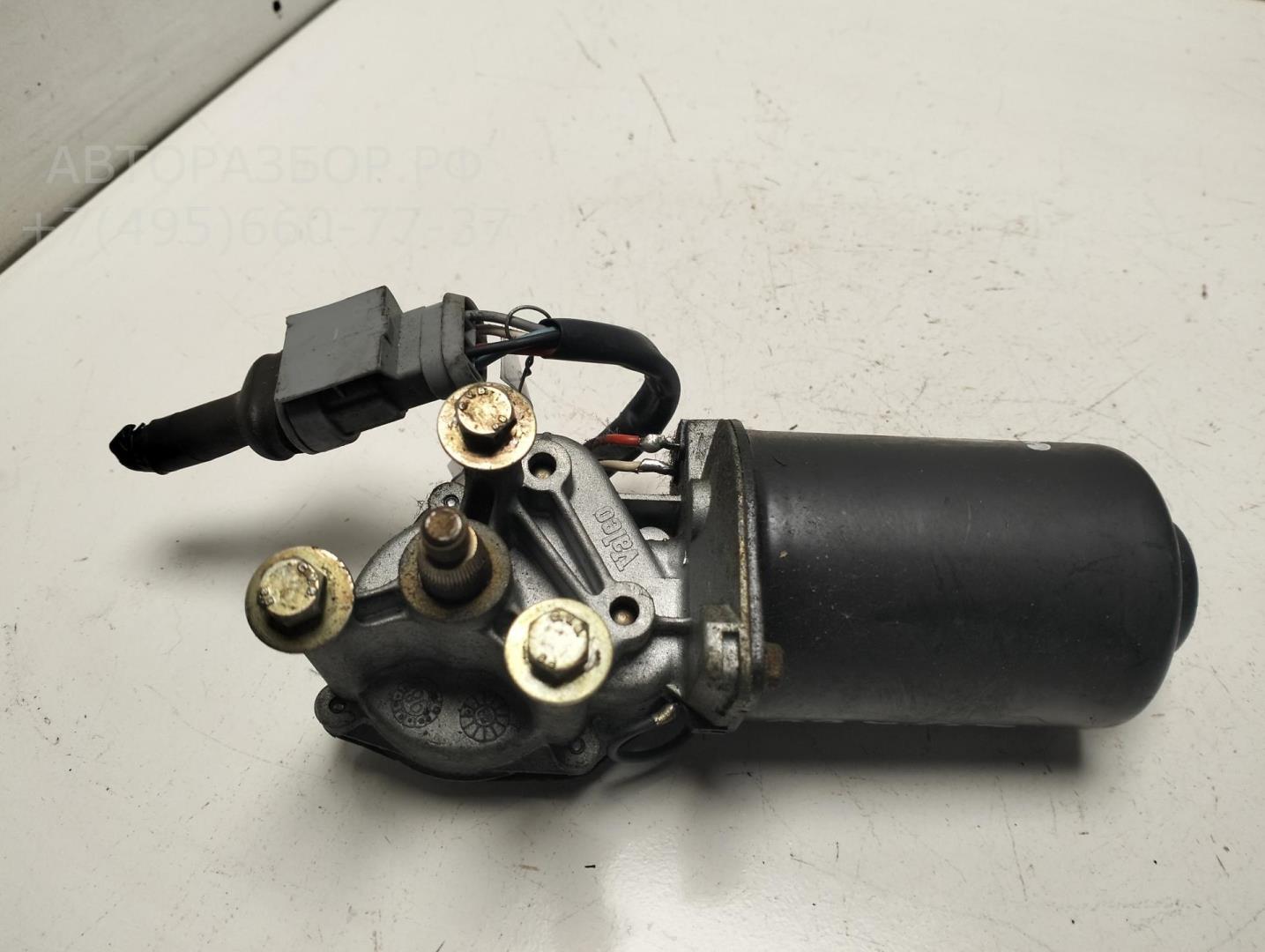 Моторчик стеклоочистителя передний