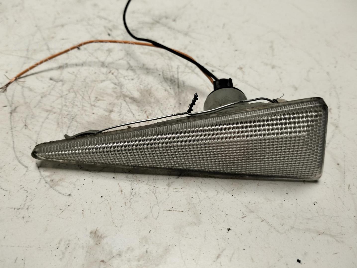 Указатель поворота левый