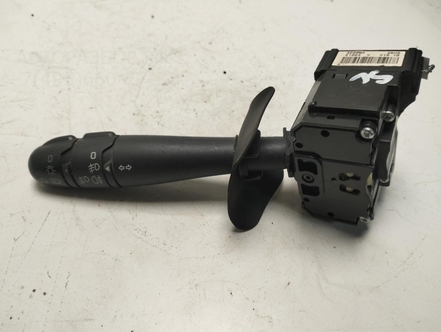 Переключатель поворотов подрулевой