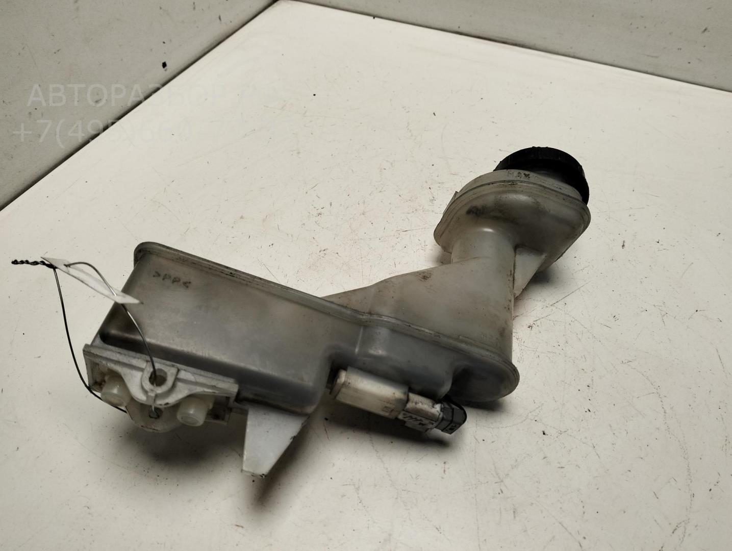 Бачок главного тормозного цилиндра