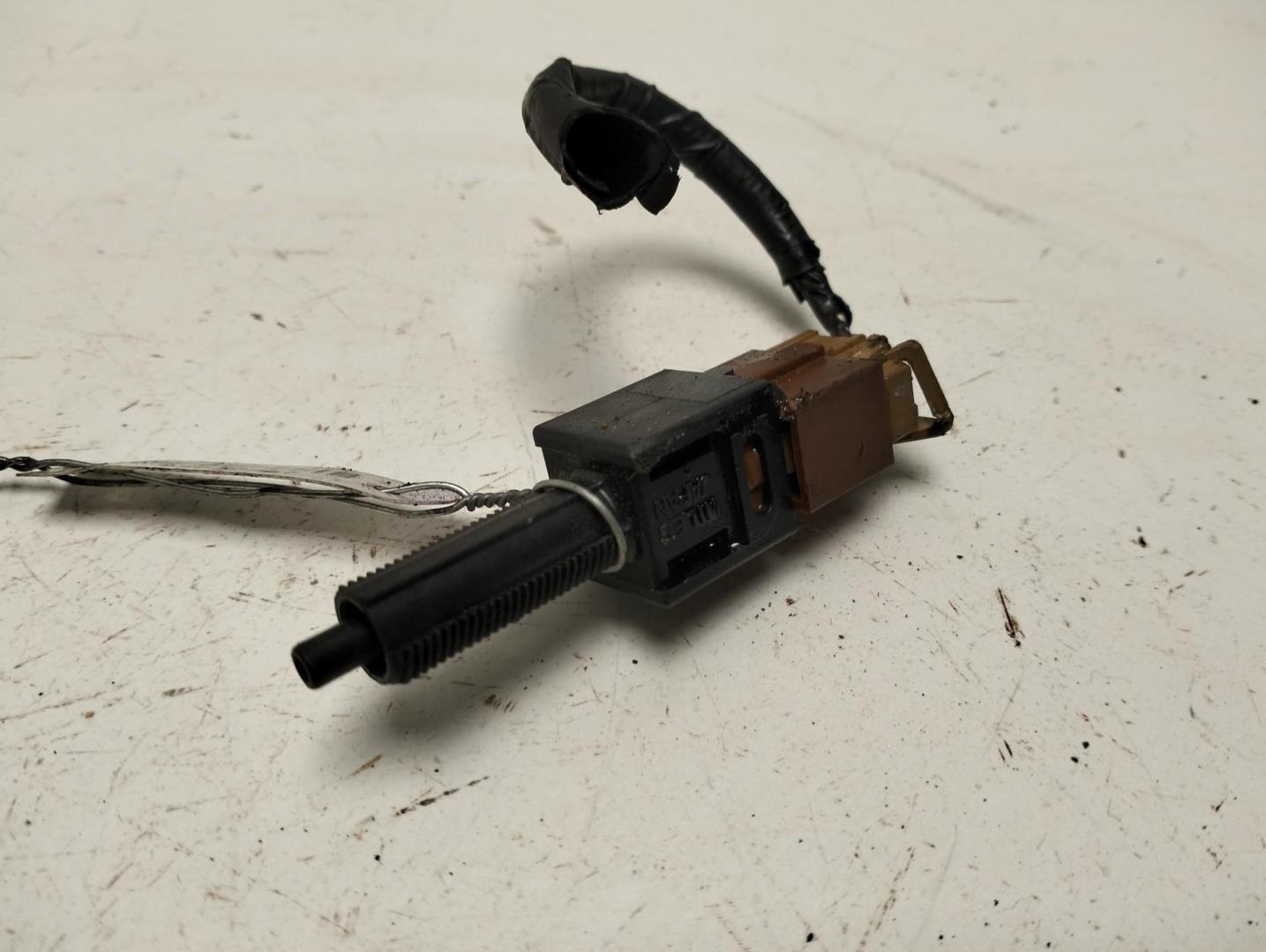 Датчик включения стопсигнала