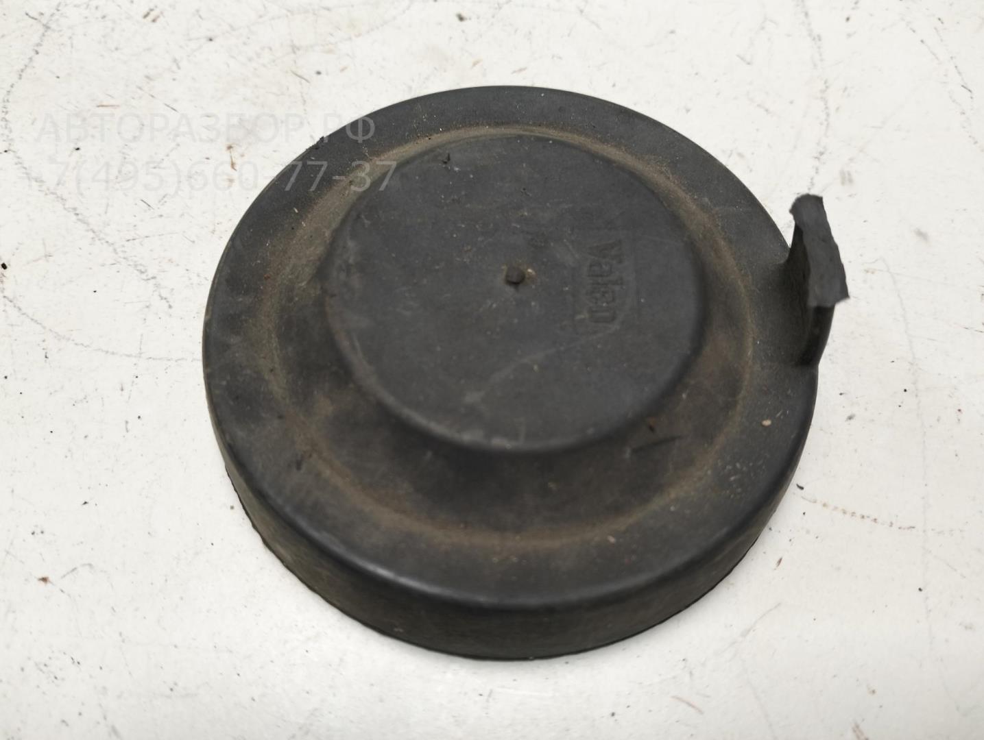 Крышка фары левой