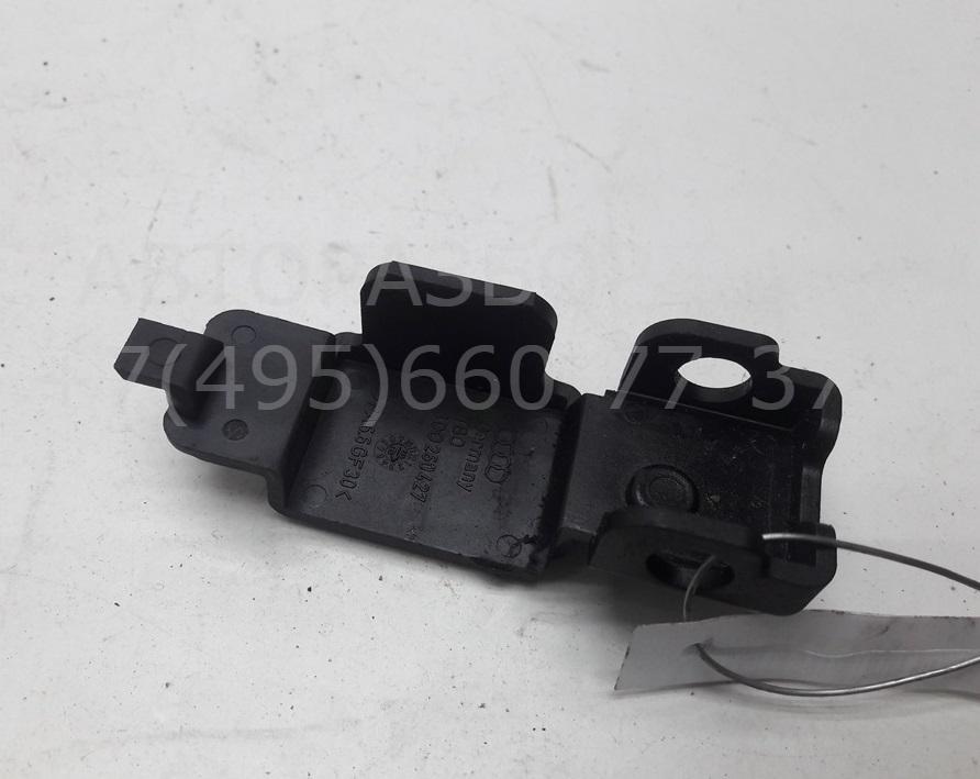 Кронштейн радиатора