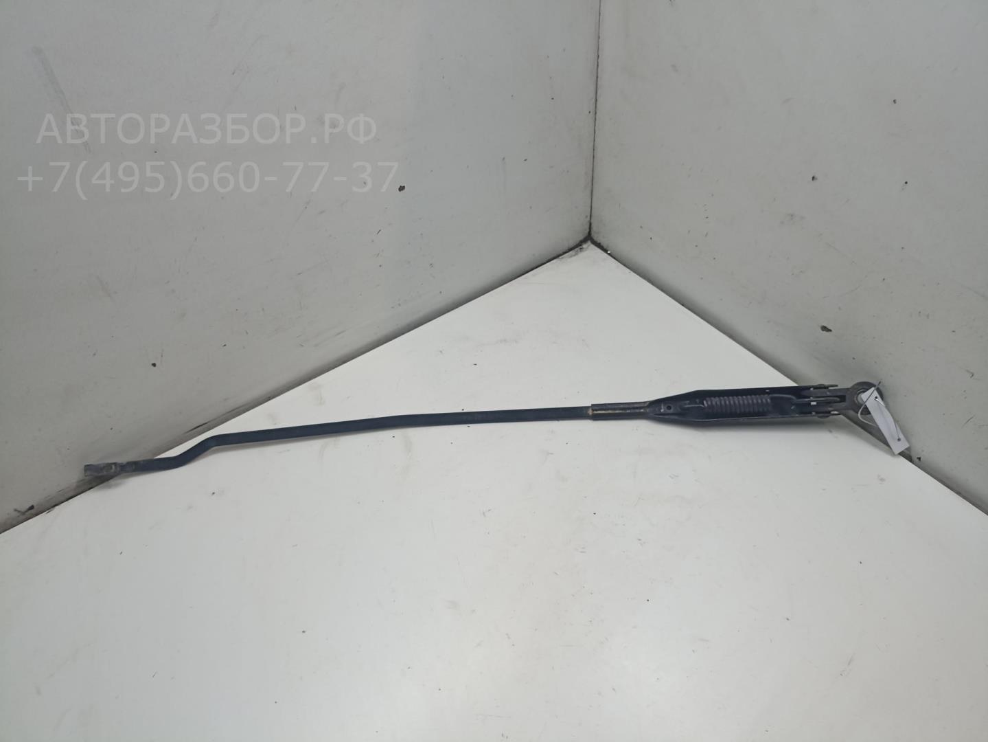 Поводок стеклоочистителя передний правый