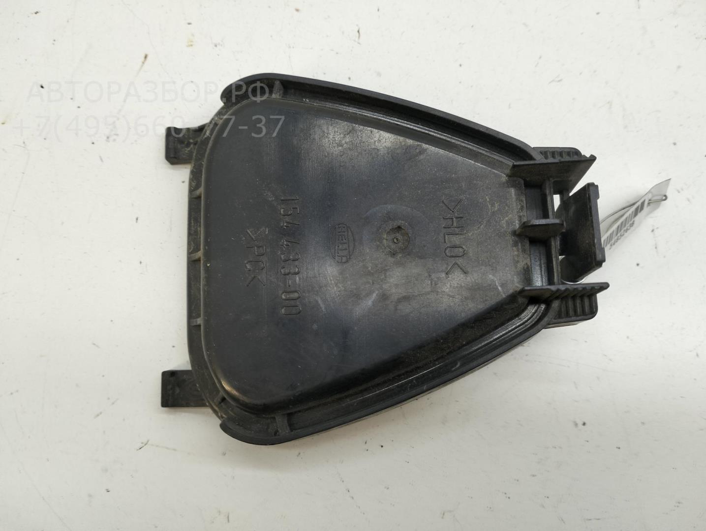 Крышка фары левой