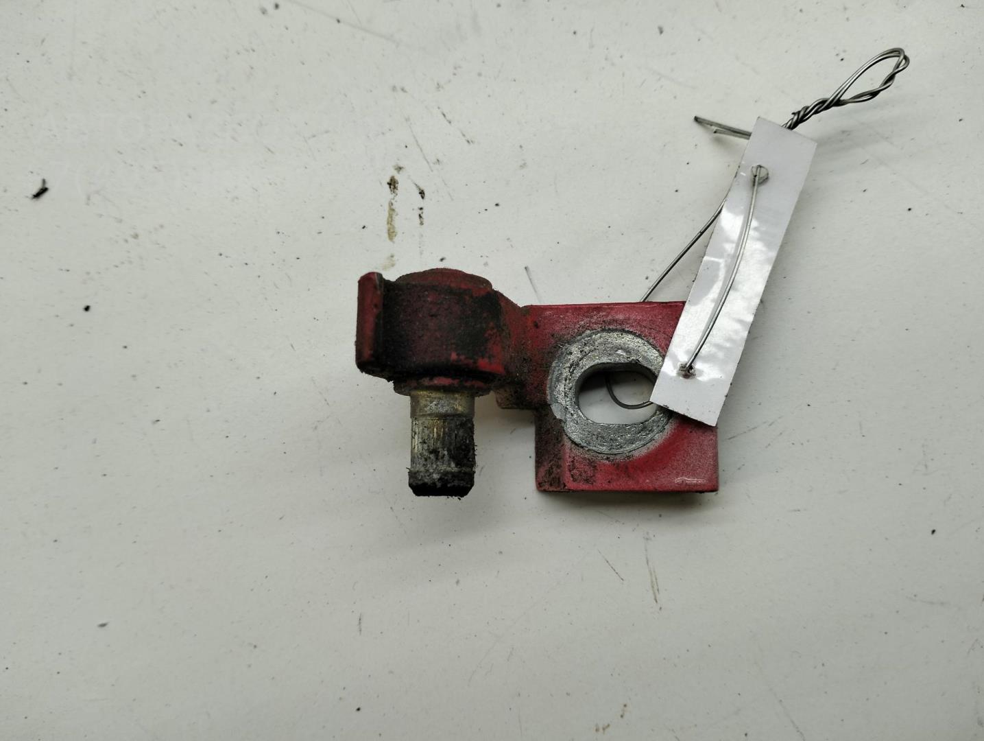 Петля двери