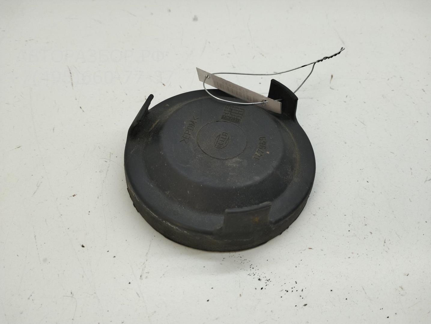 Крышка фары левой