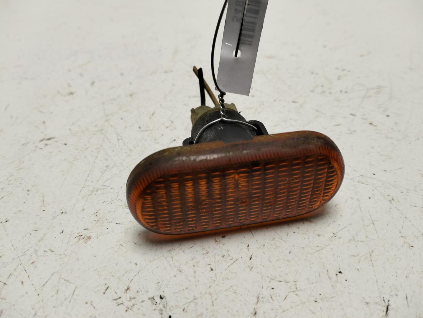 Указатель поворота правый